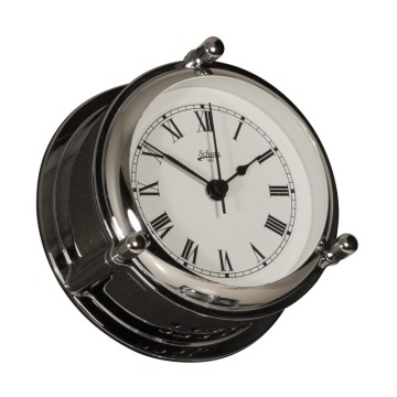 Schatz Quarz-Marine-Uhr, aufklappbares Gehäuse aus verchromtem Messing.