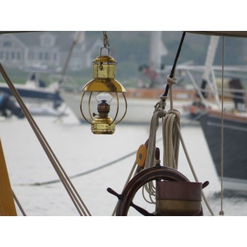 Lampe \"Trawler\" en laiton poli, électrique