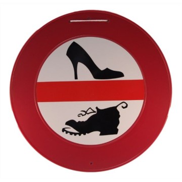 Panneau chaussures interdites sur le pont