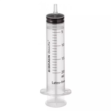 B. Braun Omnifix Luer Solo 20 ml Dosierspritze